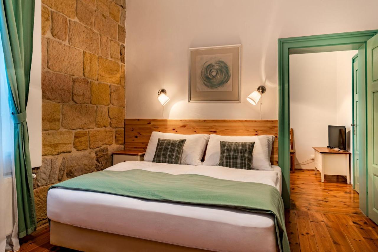 Wellness Hotel Zamecek Jetřichovice 外观 照片