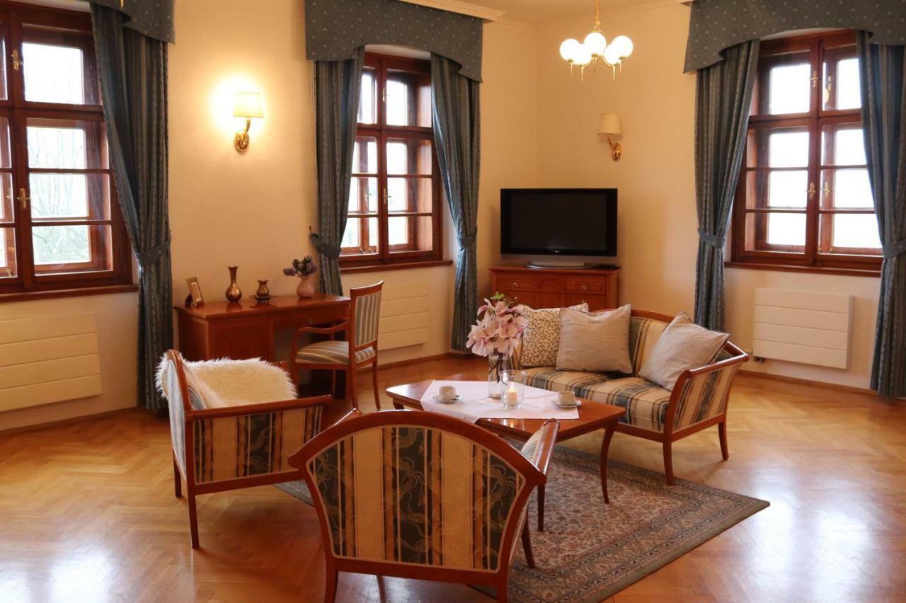 Wellness Hotel Zamecek Jetřichovice 外观 照片
