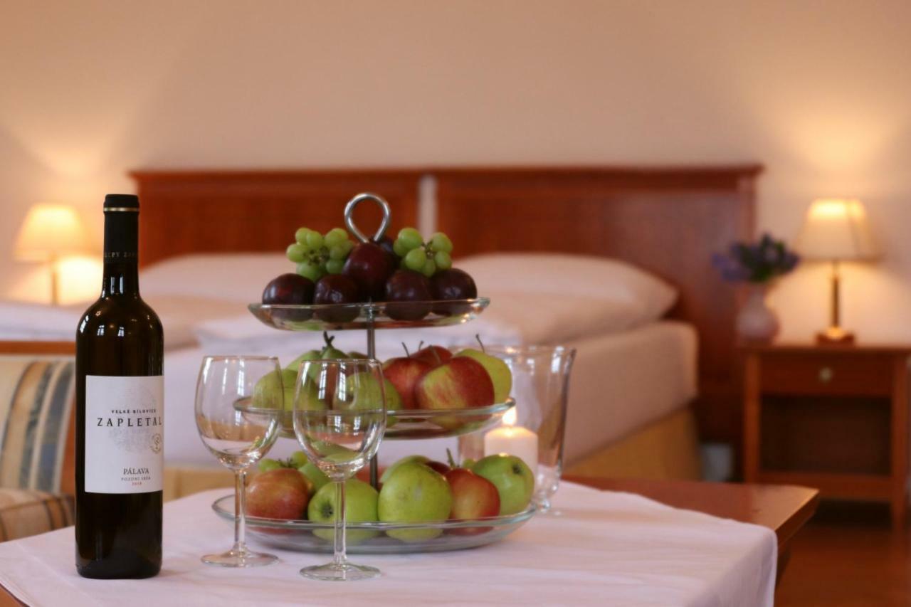 Wellness Hotel Zamecek Jetřichovice 外观 照片