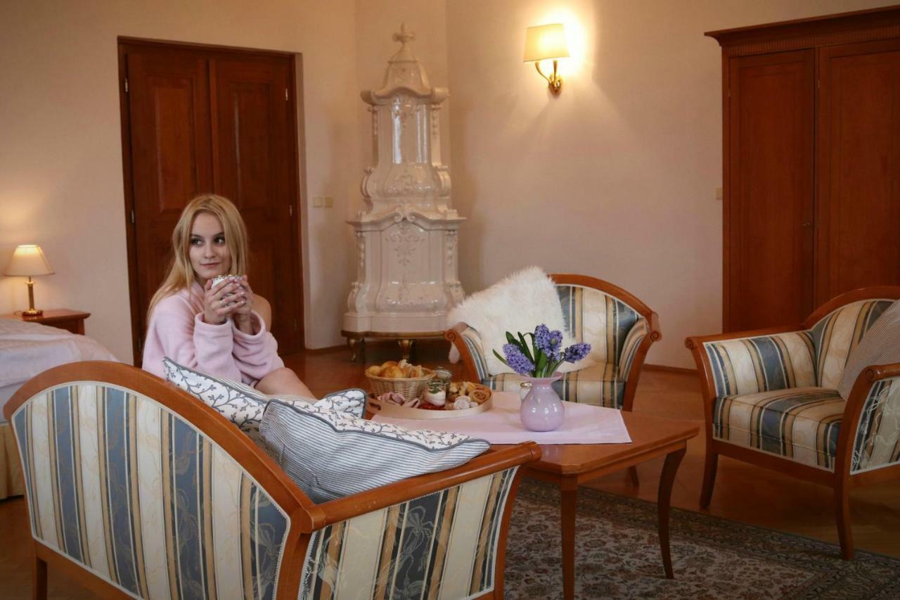 Wellness Hotel Zamecek Jetřichovice 外观 照片