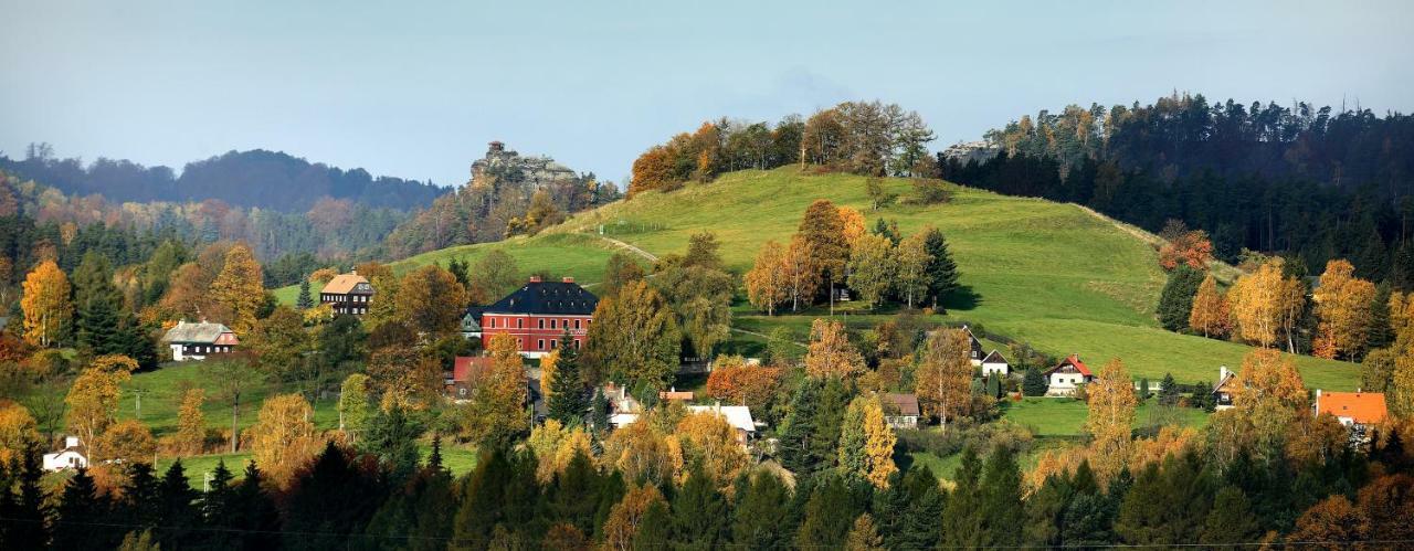 Wellness Hotel Zamecek Jetřichovice 外观 照片